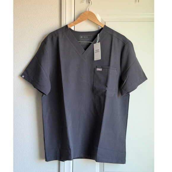 Figs Leon Three-Pocket Scrub Top in Charcoal, Size Large - Picture 5 of 8